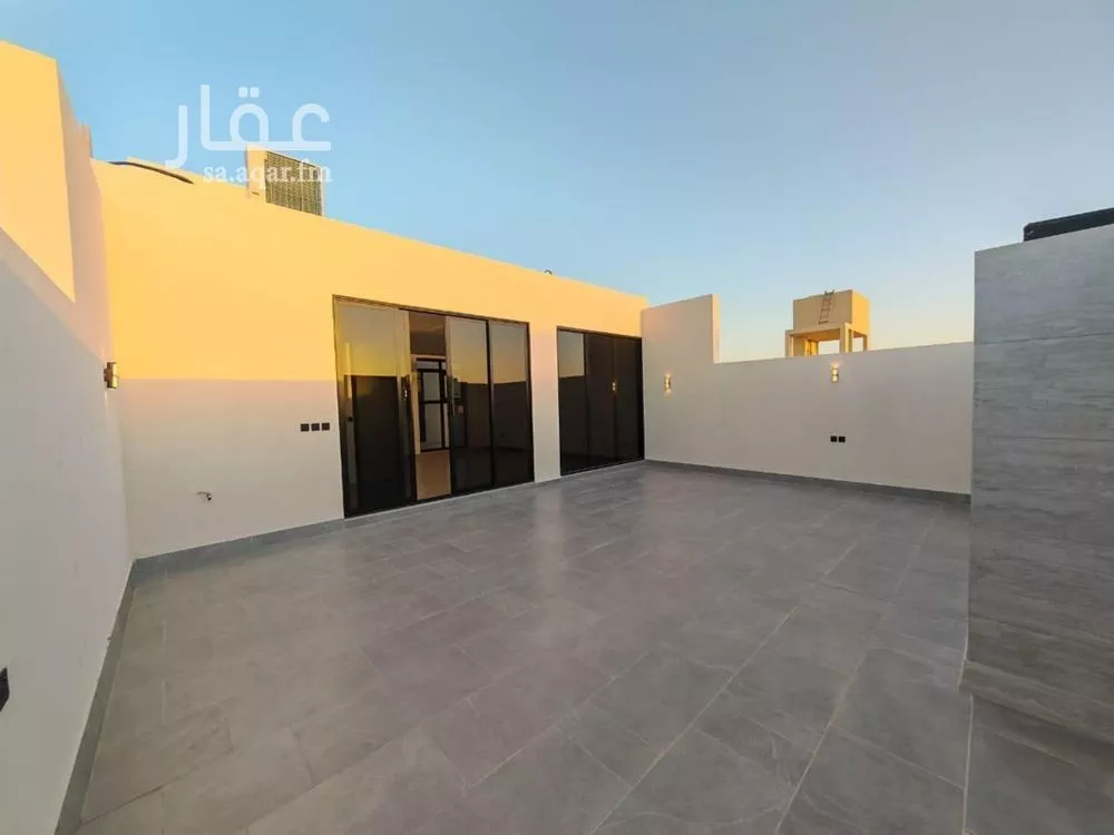 5 bedroom villa in Al Yasmin 24