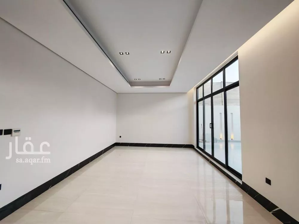 5 bedroom villa in Al Yasmin 17
