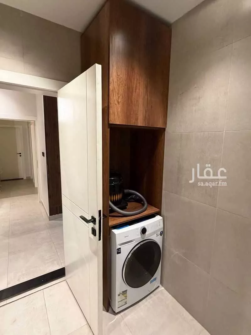 3 bedroom apartment in Al Malqa 23