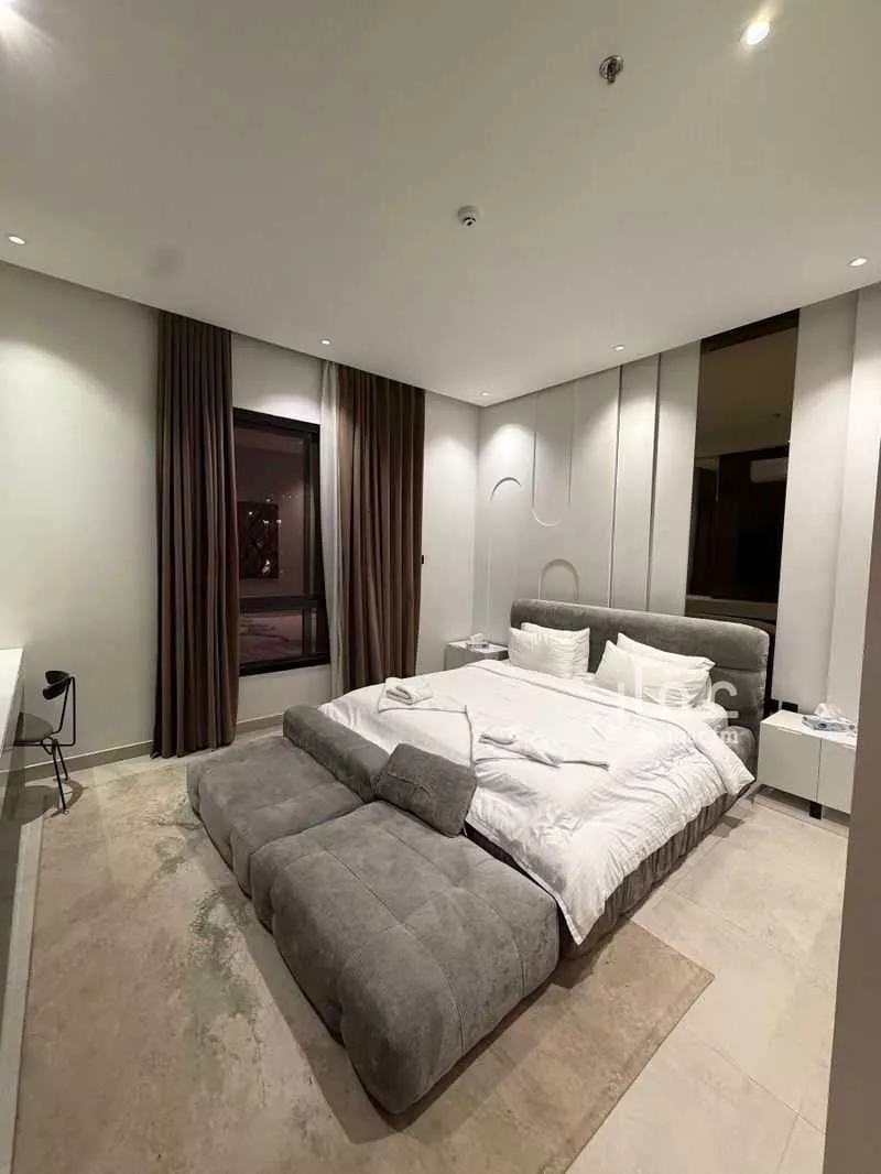 3 bedroom apartment in Al Malqa 6