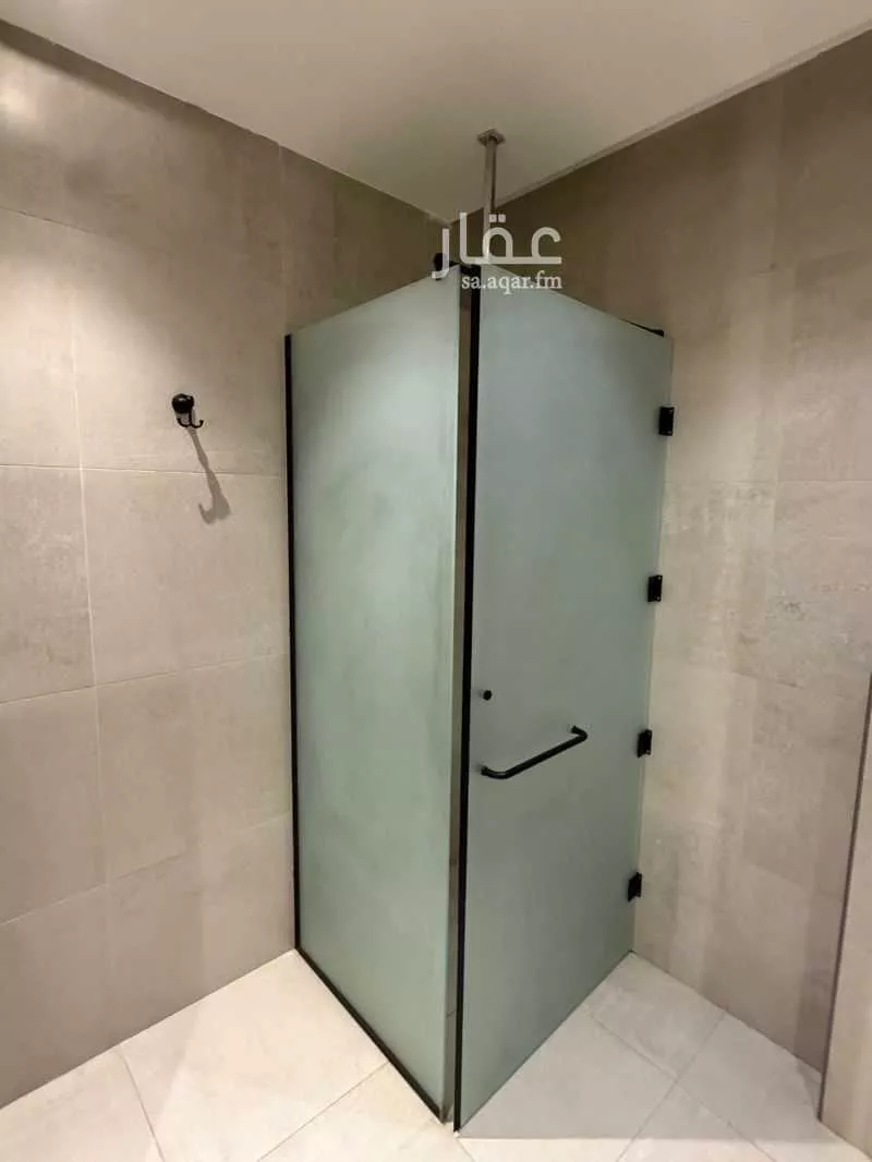 3 bedroom apartment in Al Malqa 12
