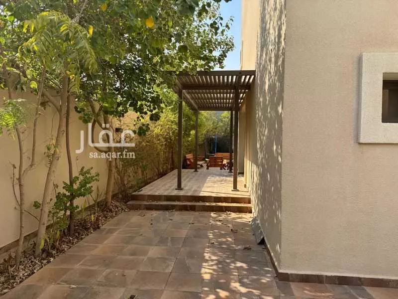 4 bedroom villa in Al Rimal 3