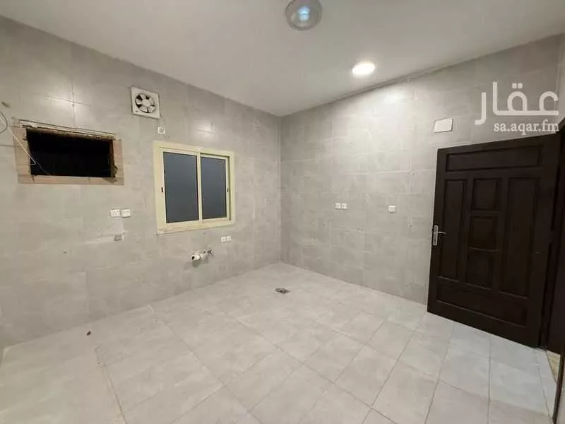 5 bedroom apartment in Al Awali 7