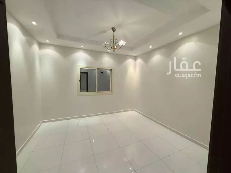 5 bedroom apartment in Al Awali 13
