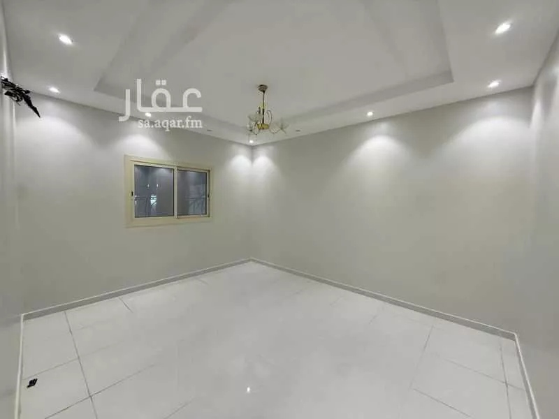 5 bedroom apartment in Al Awali 15