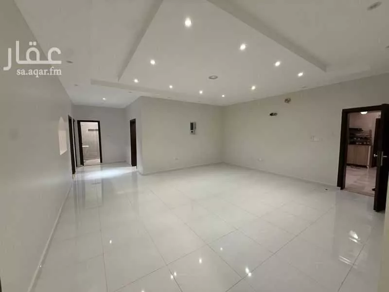 5 bedroom apartment in Al Awali 16