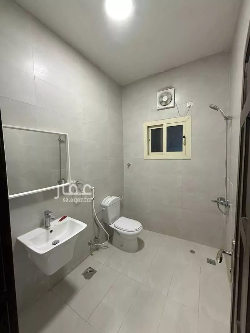 5 bedroom apartment in Al Awali 18