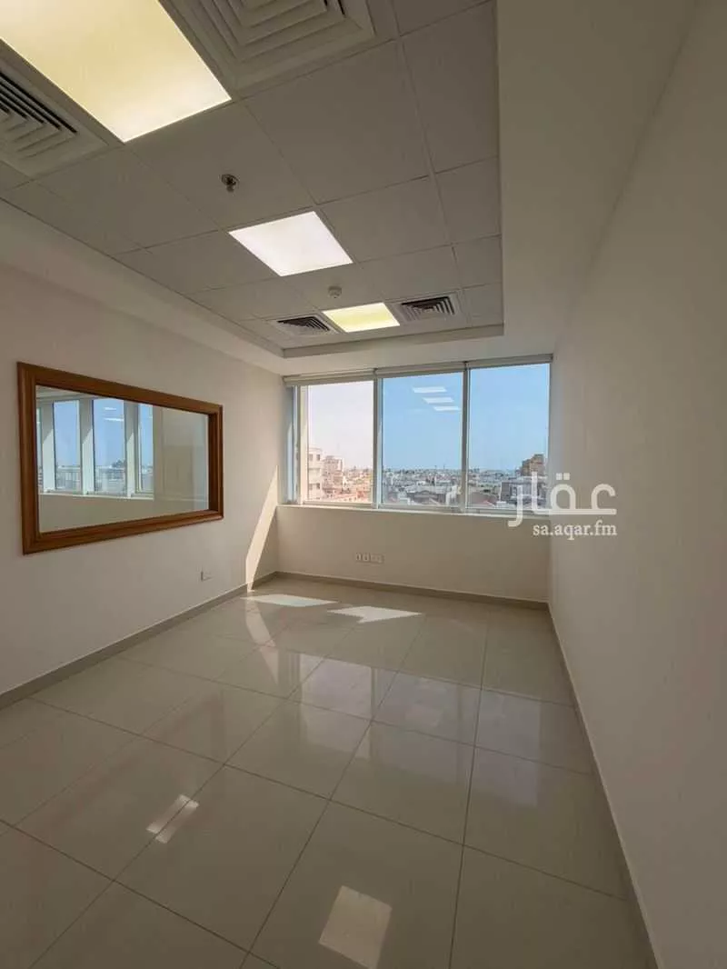4643 sqm office in Al Olaya 6