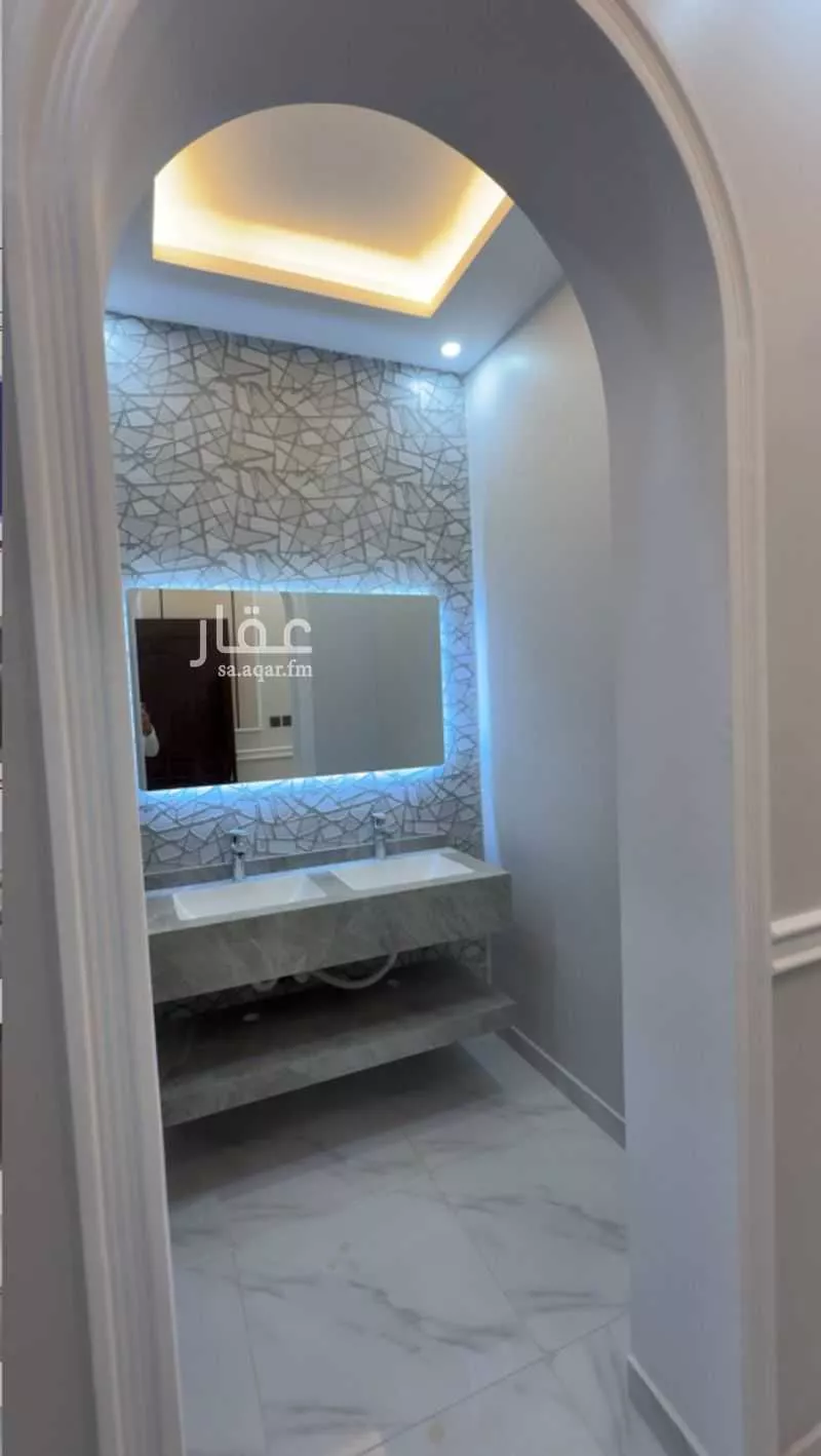 5 bedroom apartment in Al Furusiyah 3