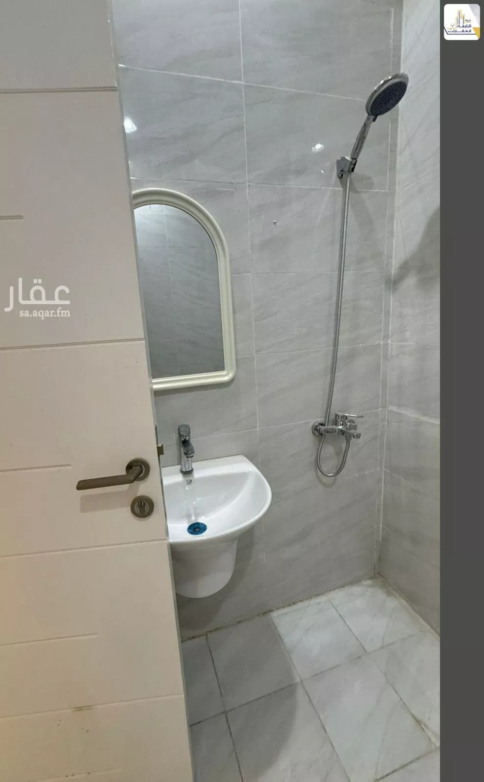 4 bedroom floor in Badr 17