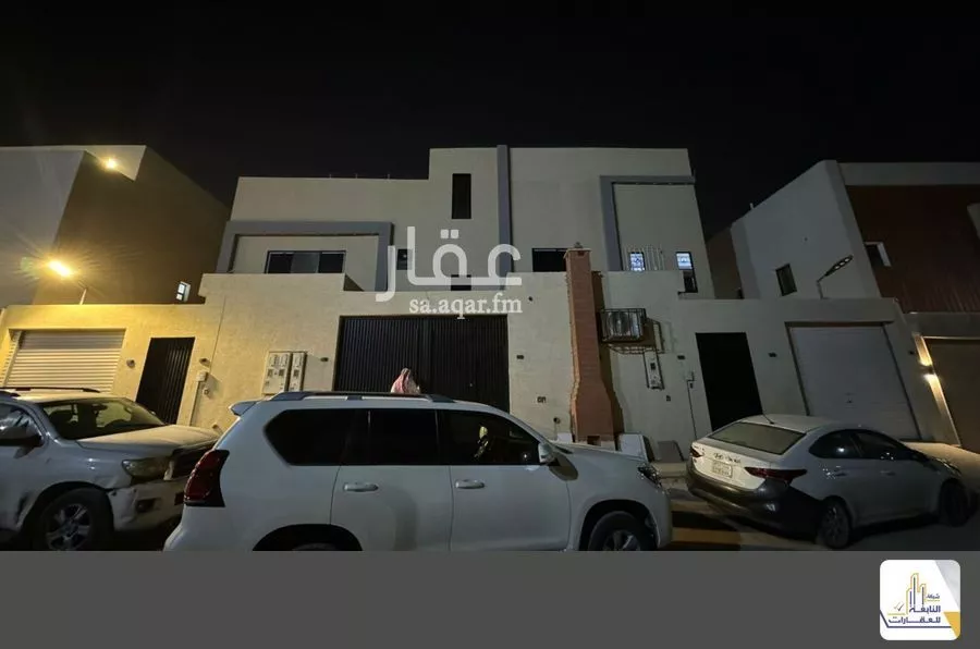 4 bedroom floor in Badr 2