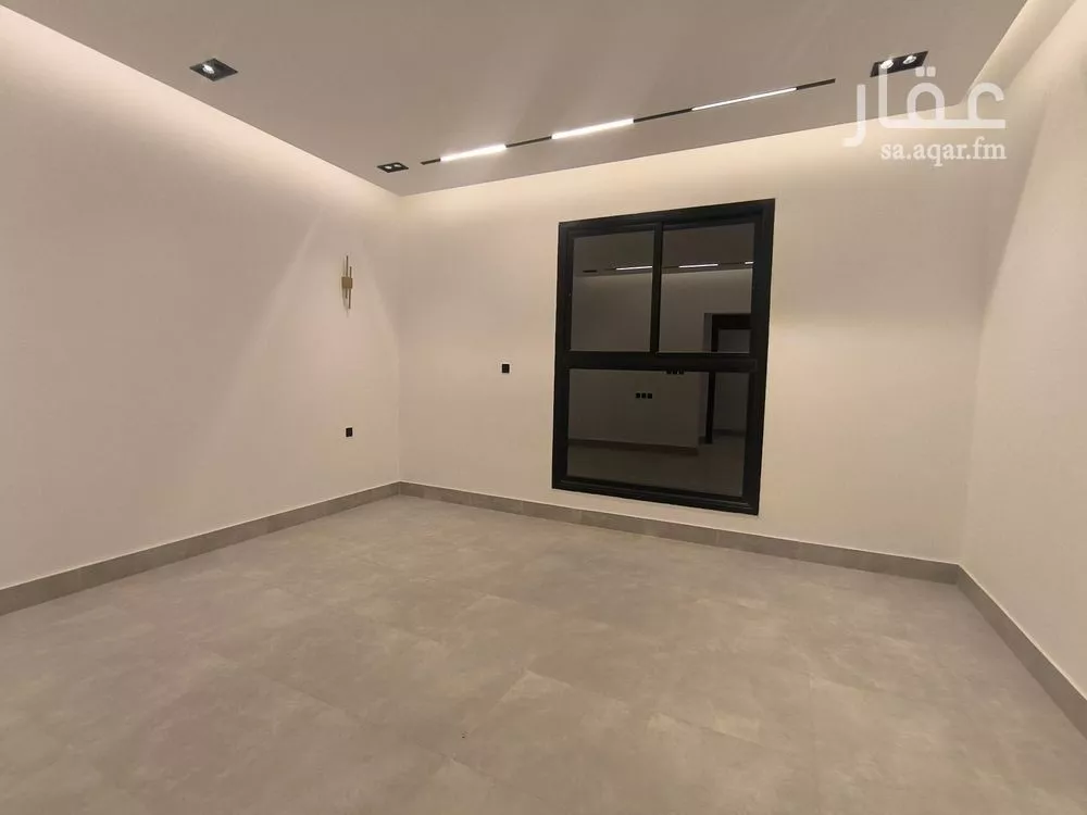 4 bedroom floor in Al Munsiyah 9
