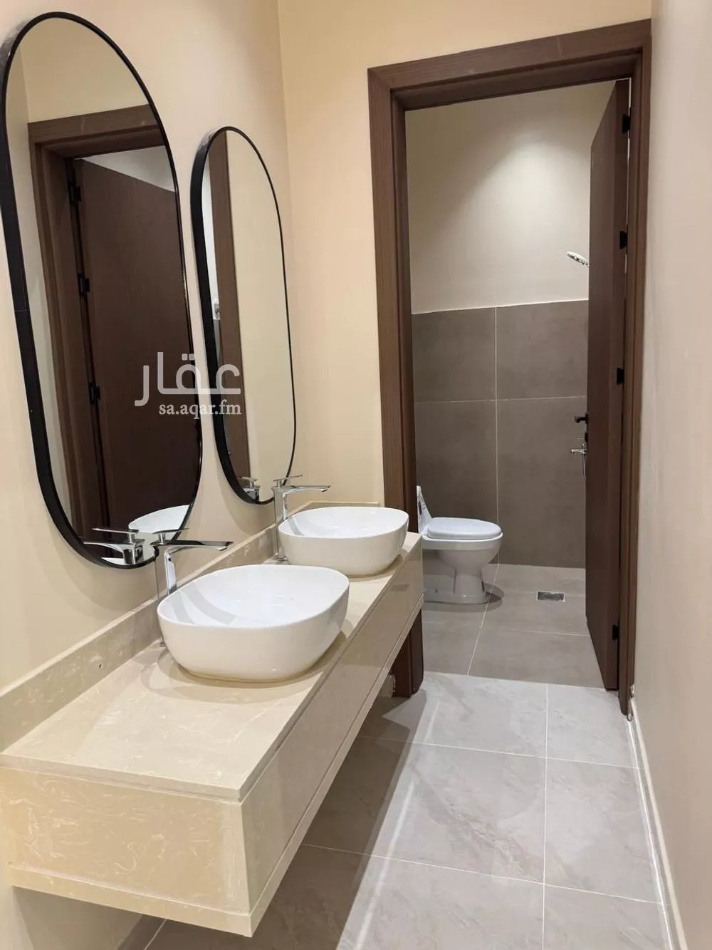 3 bedroom floor in Al Maizilah 10
