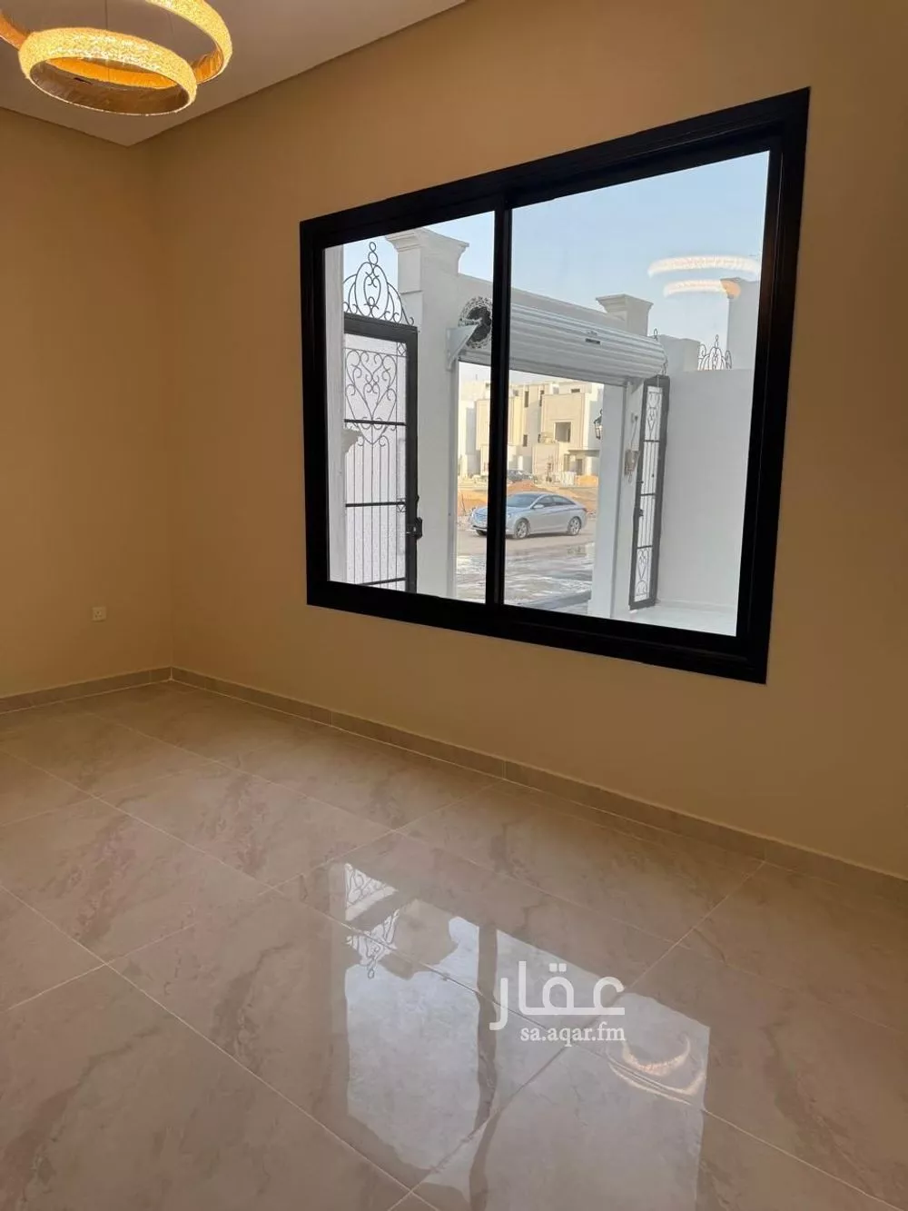 3 bedroom floor in Al Maizilah 5