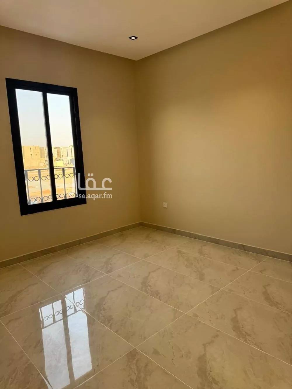 3 bedroom floor in Al Maizilah 15