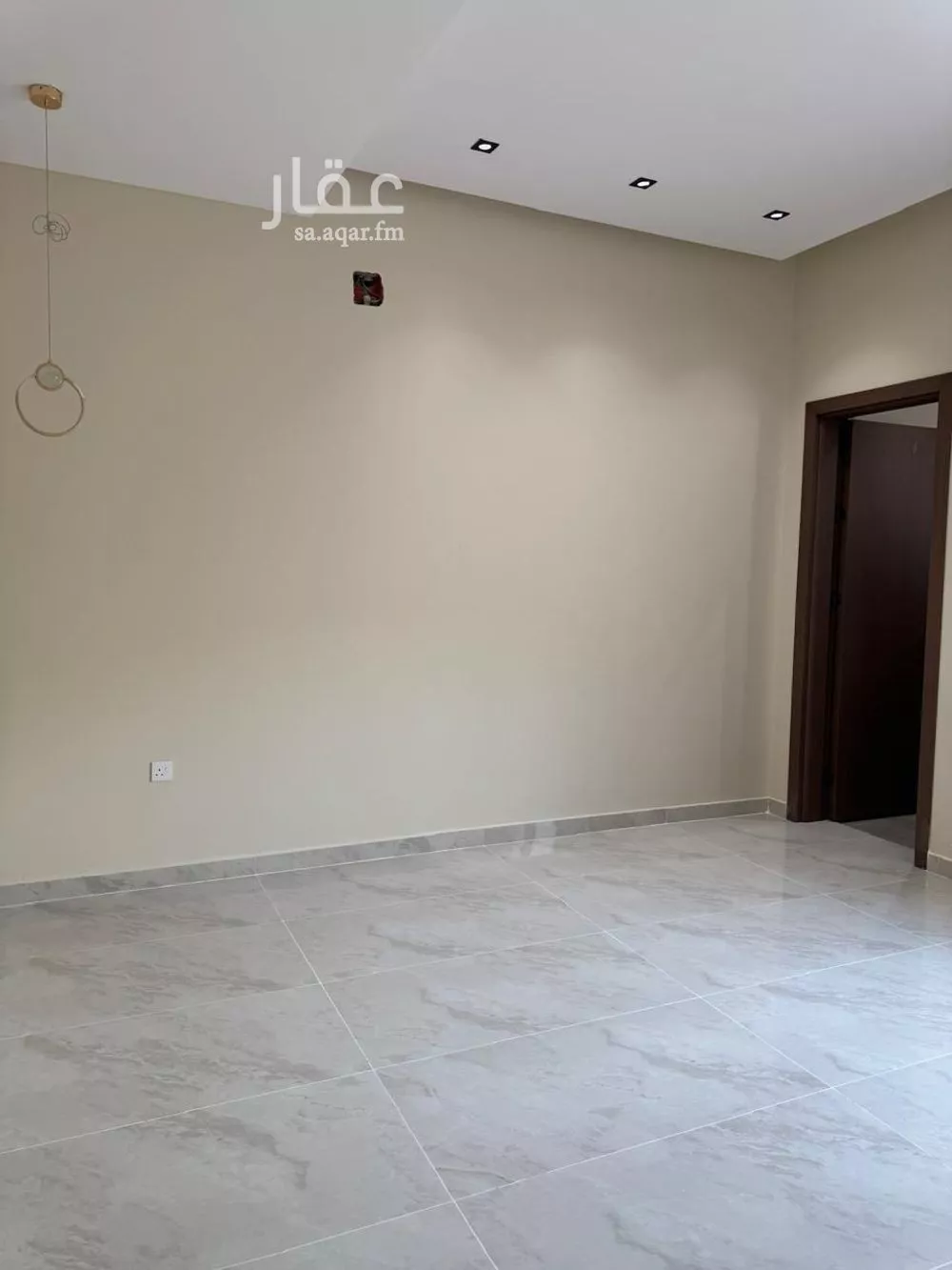 3 bedroom floor in Al Maizilah 12