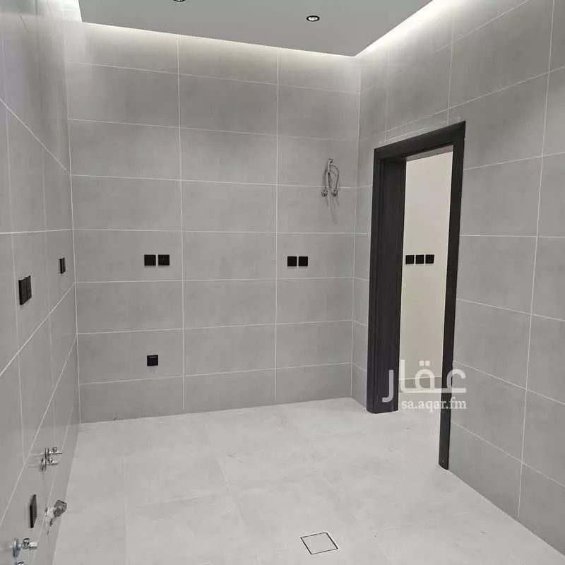 3 bedroom apartment in Al Bawadi 12