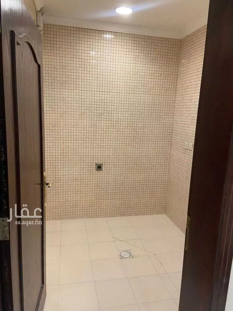 شقة 5 غرف في هجر 13