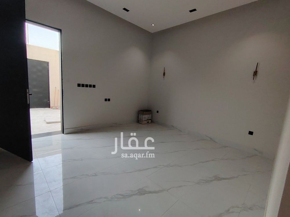 4 bedroom floor in Dhahrat Namar 6