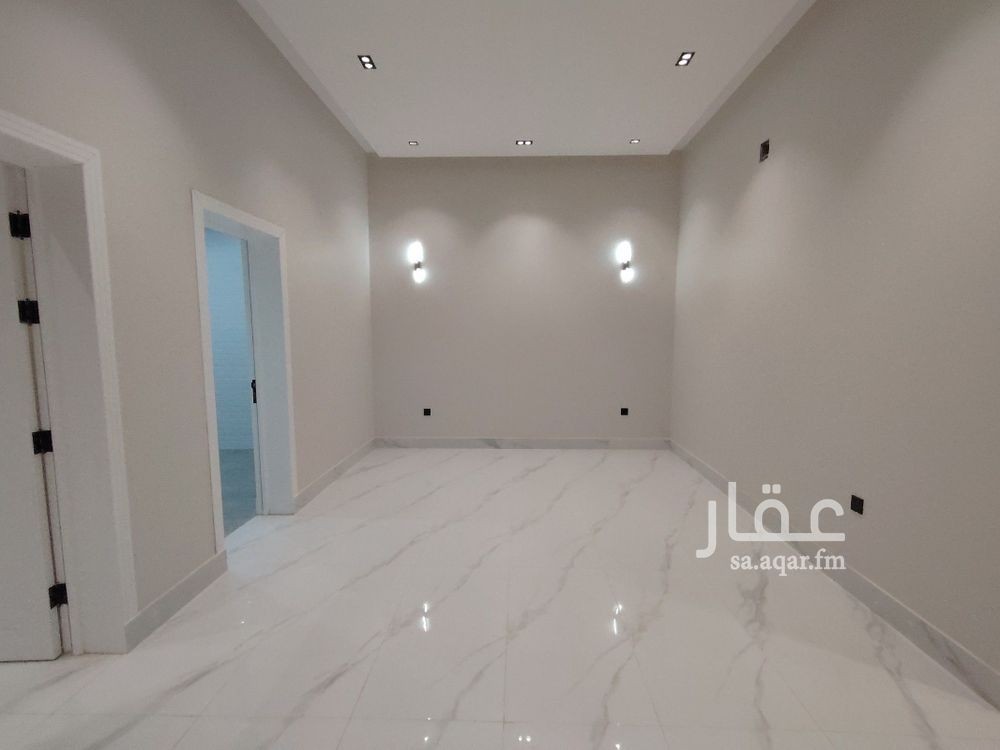 4 bedroom floor in Dhahrat Namar 7