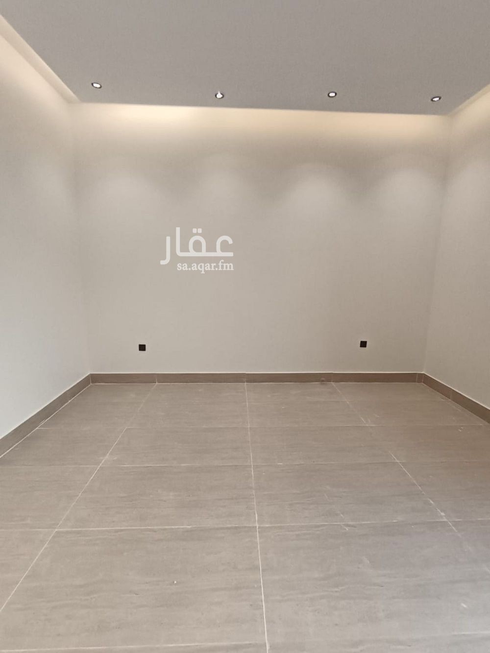 4 bedroom floor in Tuwaiq 6