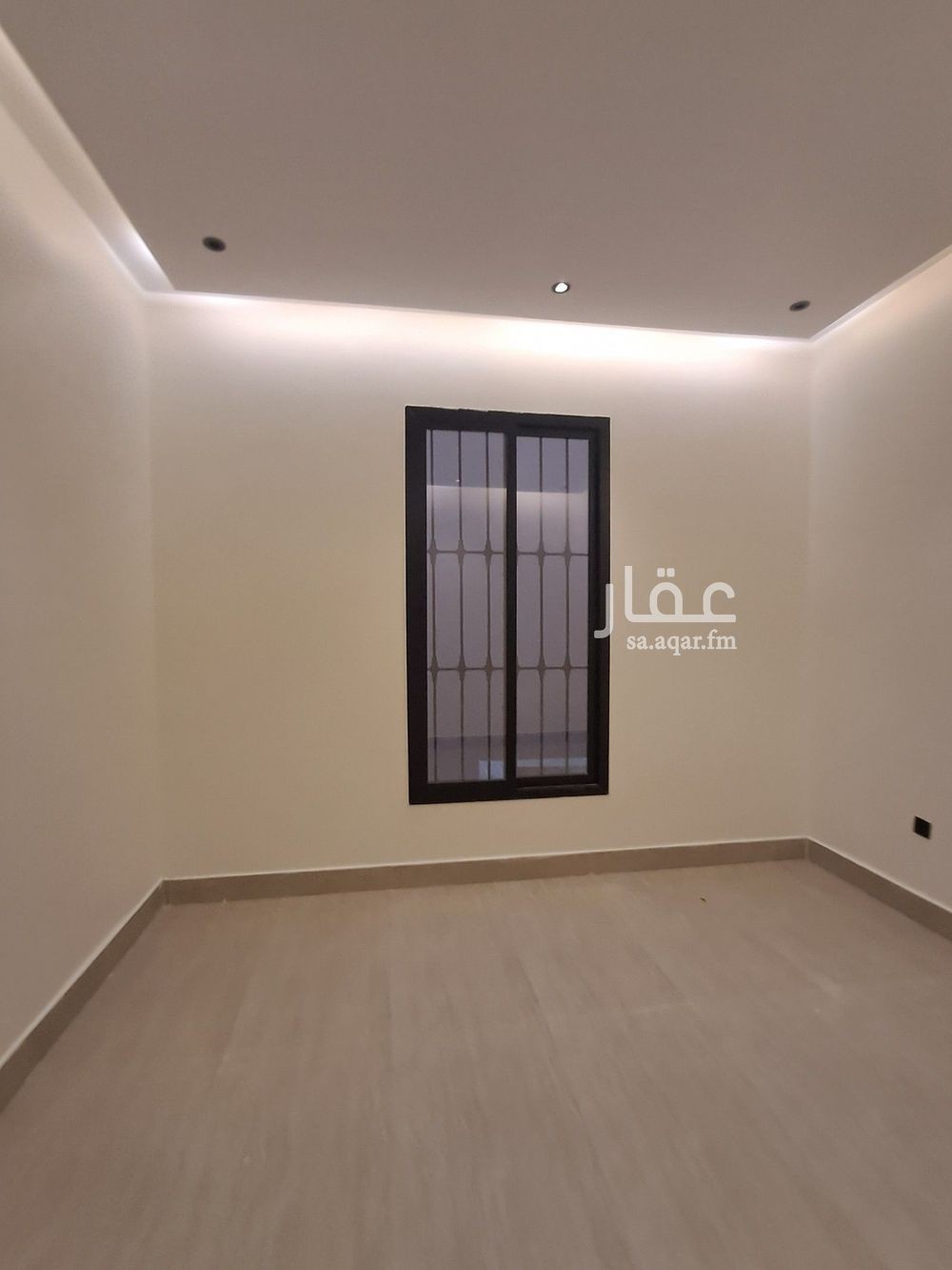 4 bedroom floor in Tuwaiq 13