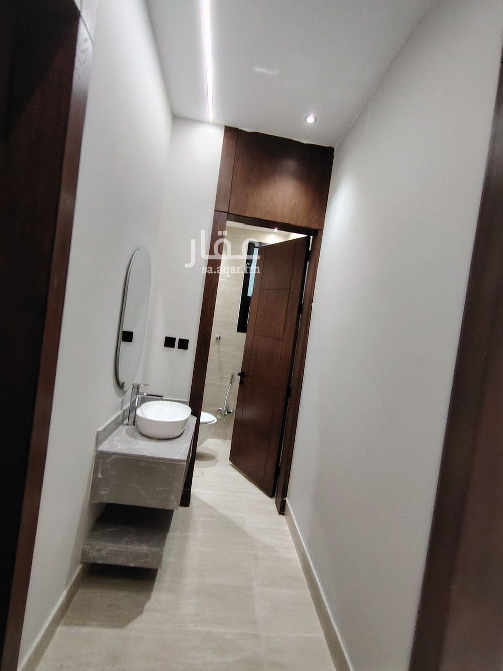 3 bedroom floor in Dhahrat Namar 10