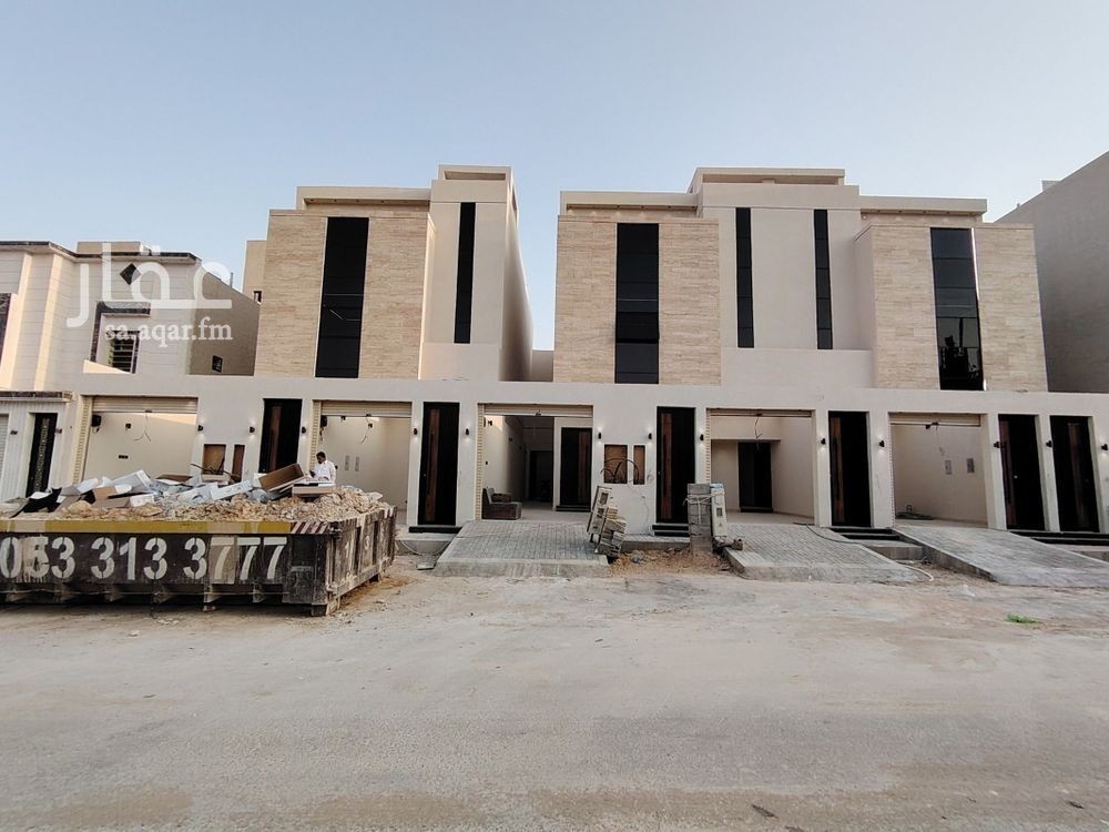 3 bedroom floor in Dhahrat Namar 2