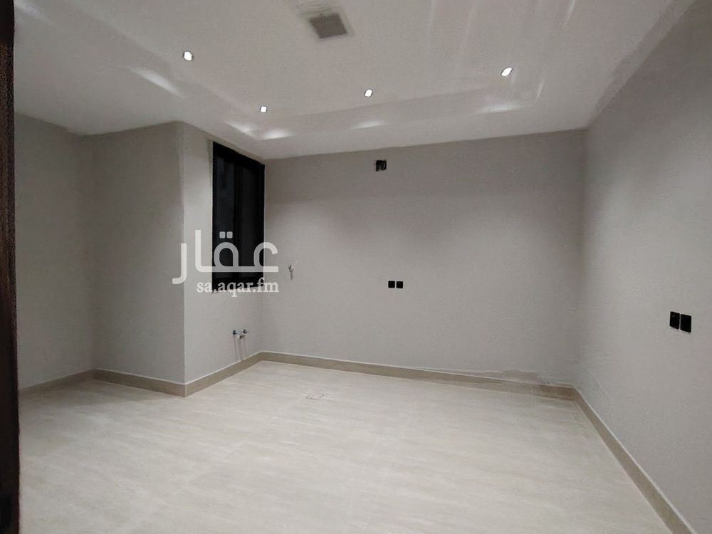 3 bedroom floor in Dhahrat Namar 5