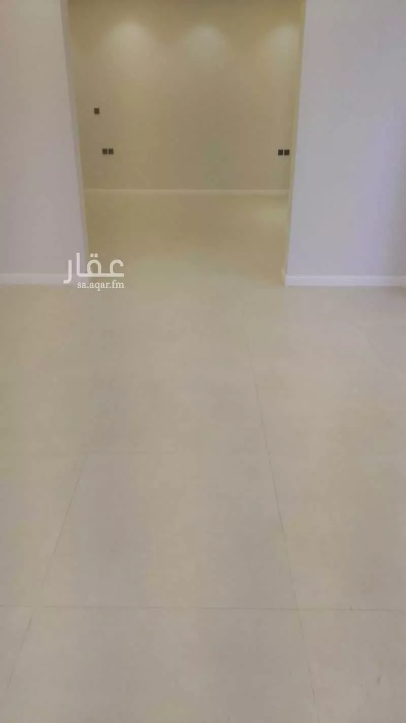 4 bedroom floor in Al Aridh 6
