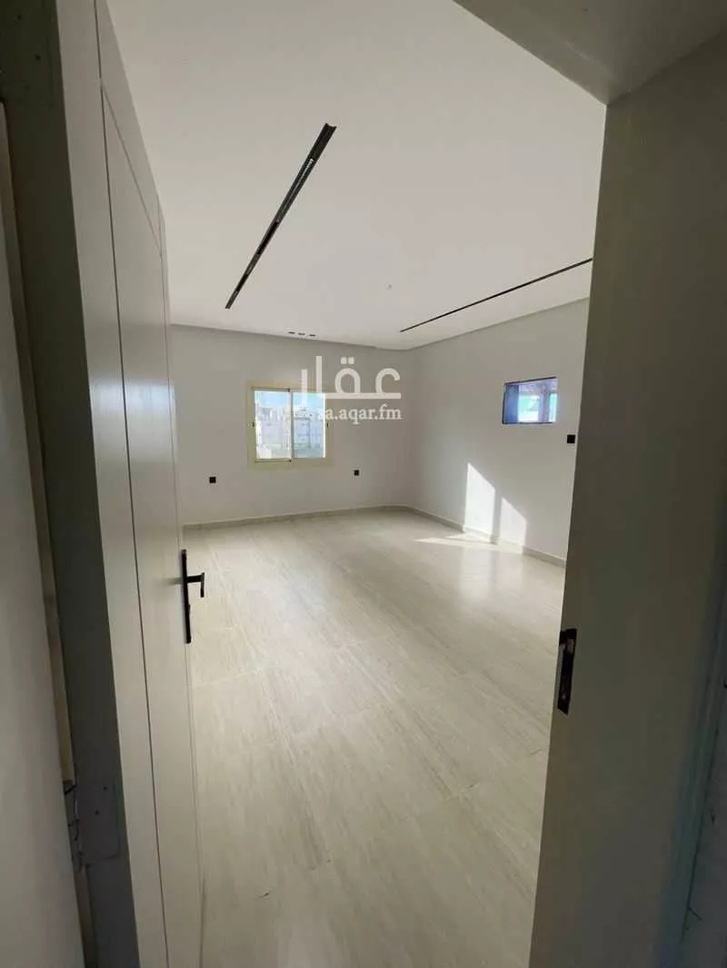 عمارة 198 م² في الملك فهد 11