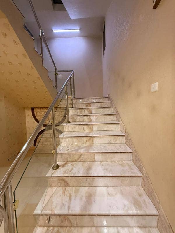 7 bedroom villa in Al Hamra, Riyadh 5
