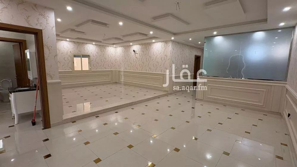 6 bedroom apartment in Al Marwa 12