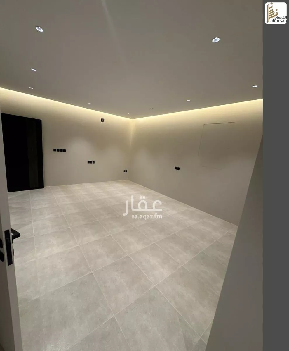 3 bedroom floor in Dahiat Namar 10