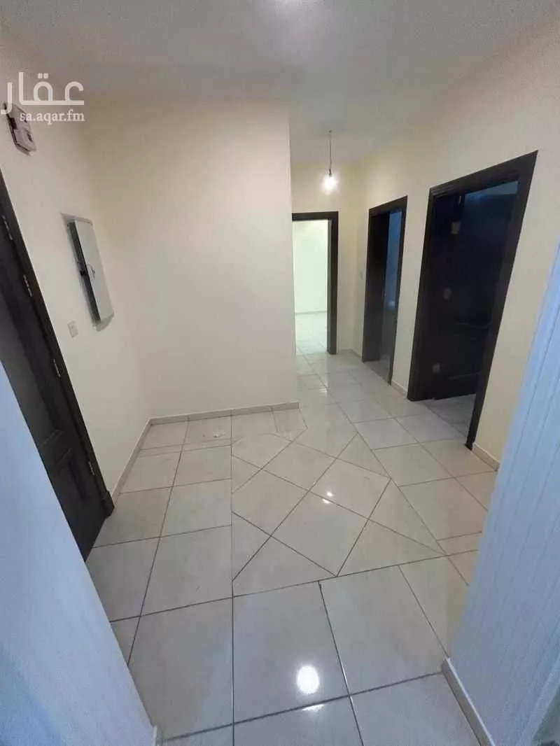 3 bedroom apartment in Al Sharafiyah, Jeddah 5