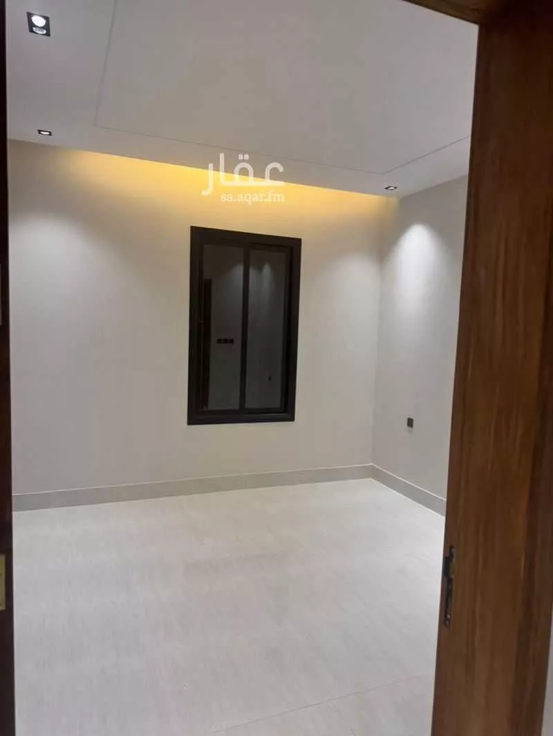 5 bedroom villa in Riyadh 13
