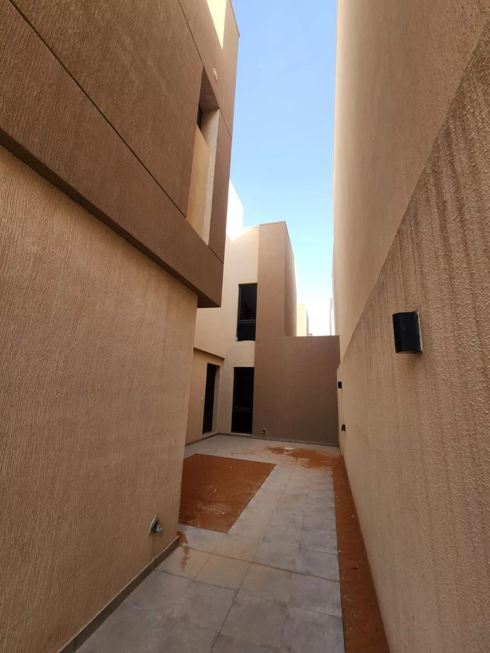5 bedroom villa in Al Narjis 9