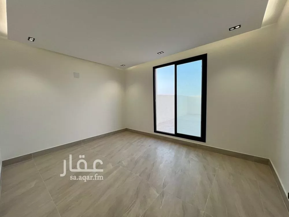5 bedroom apartment in Riyadh 13