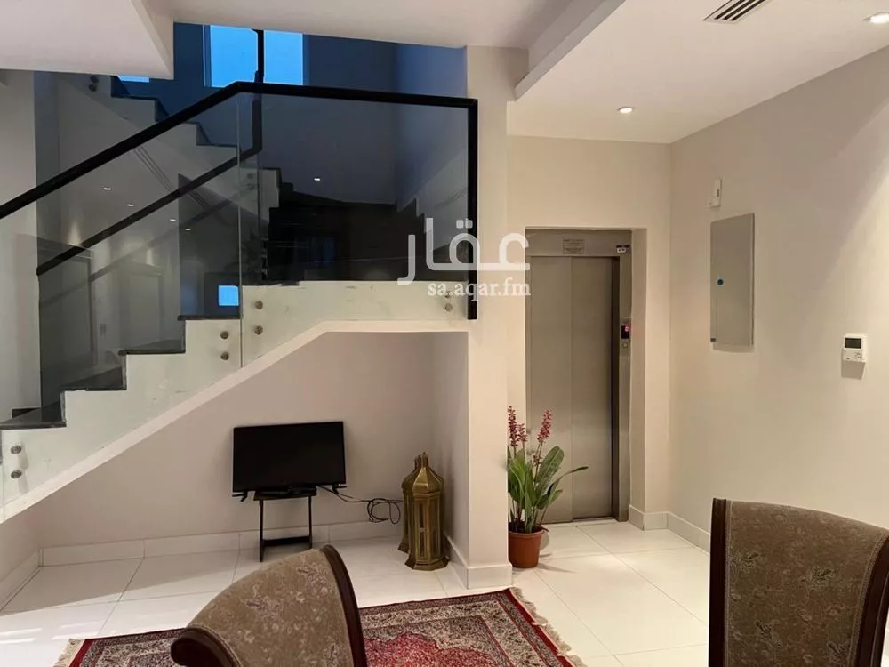6 bedroom villa in Al Safarat, Riyadh 6