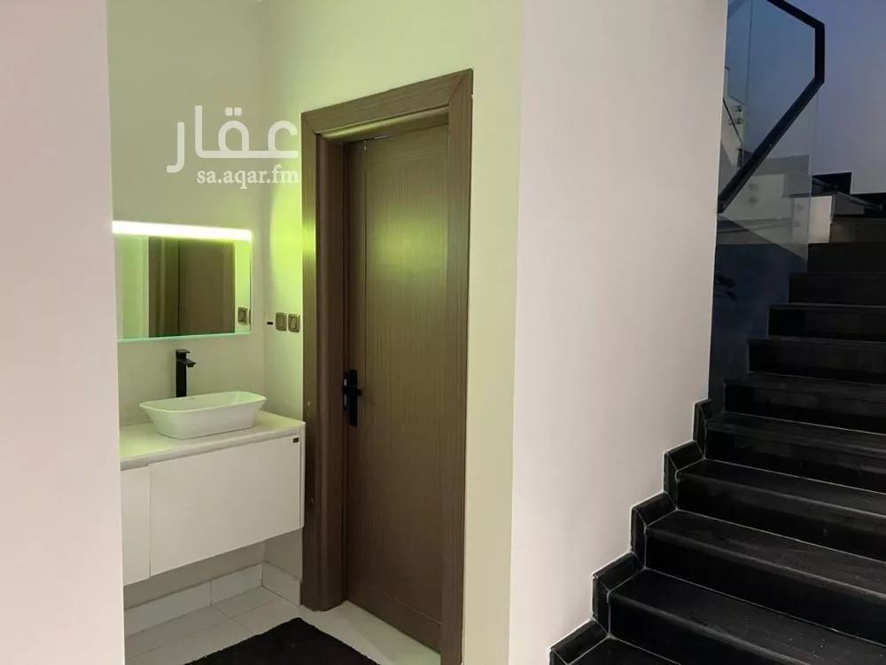6 bedroom villa in Al Safarat, Riyadh 4