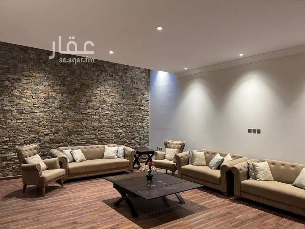 6 bedroom villa in Al Safarat, Riyadh 23