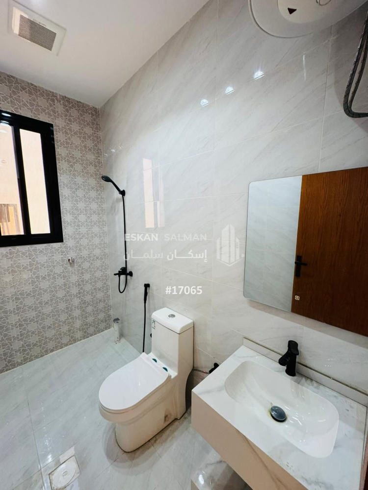 8 bedroom villa in Al Rehab, Jeddah 4
