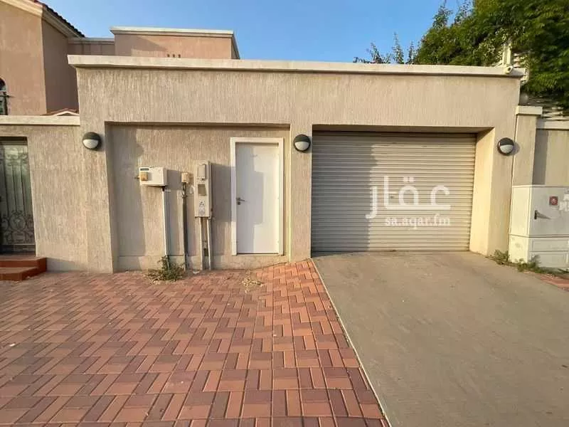 7 bedroom villa in An Nawras, Eastern Province 12