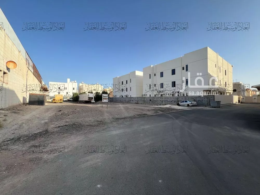 750 sqm land in Shathah 3