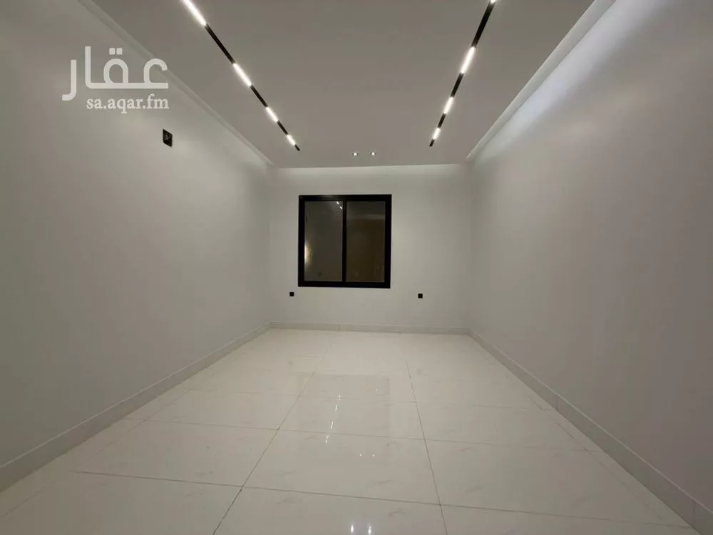 9 bedroom villa in Al Rimal 5