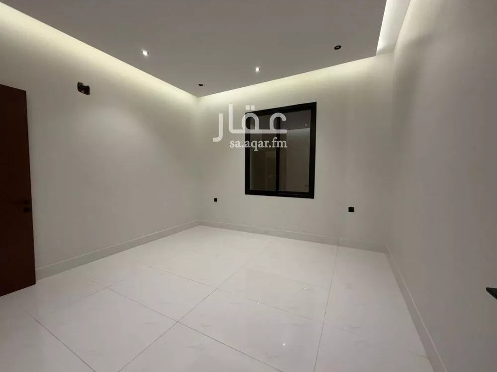 9 bedroom villa in Al Rimal 2
