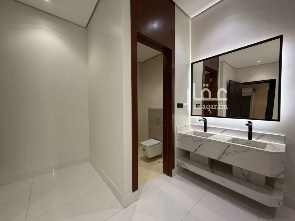 9 bedroom villa in Al Rimal 4