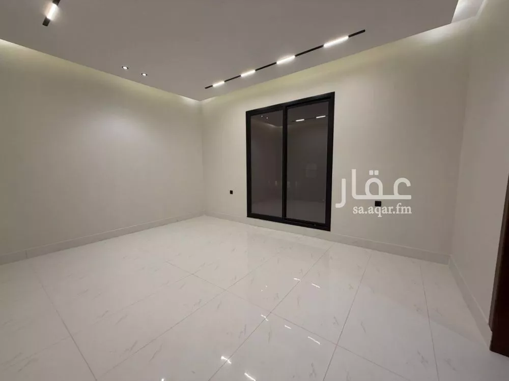 9 bedroom villa in Al Rimal 23