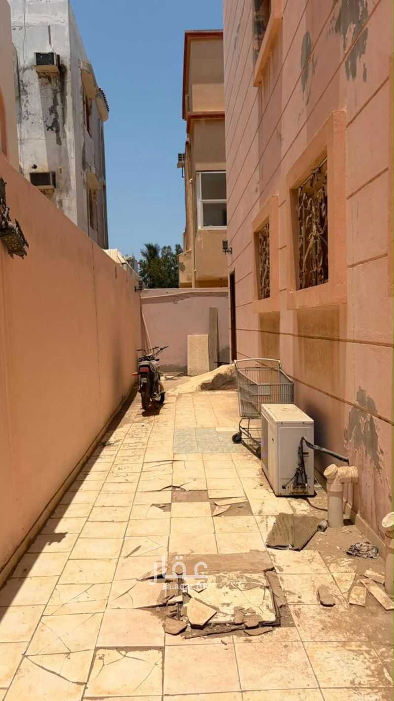 3 bedroom villa in Al Naeem, Jeddah 25