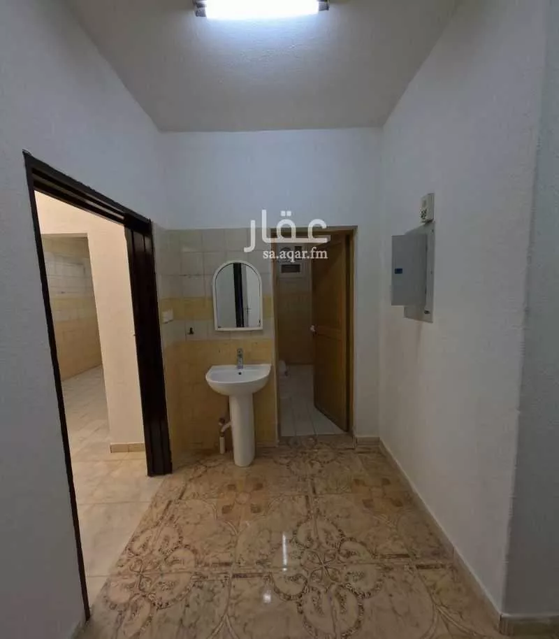 2 bedroom apartment in Al Aziziyah, Riyadh 7